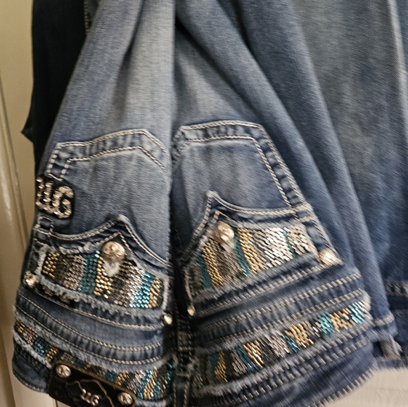 Jeans - Picture 1 of 4